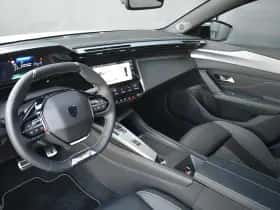 Peugeot e-408 (2025) thumbnail 6