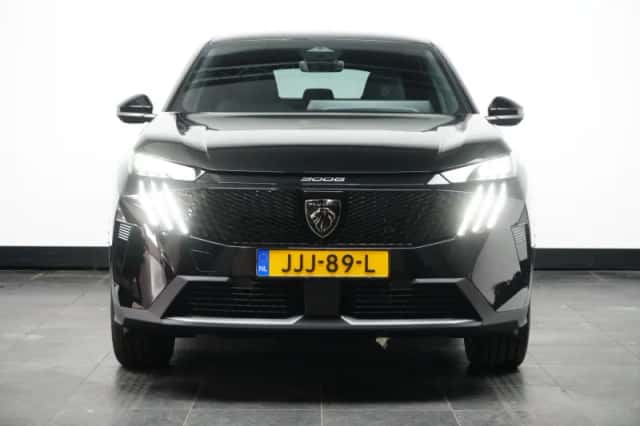 Peugeot 3008 (2025) thumbnail 2