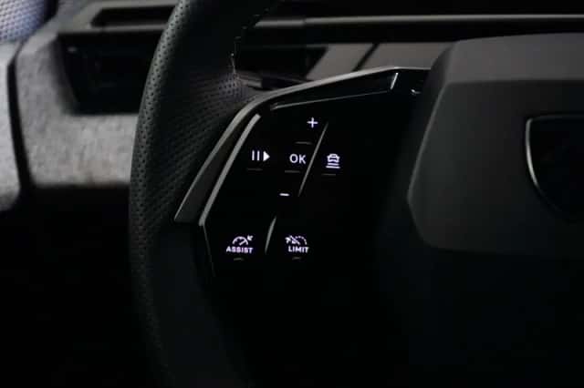 Peugeot 3008 (2025) thumbnail 11