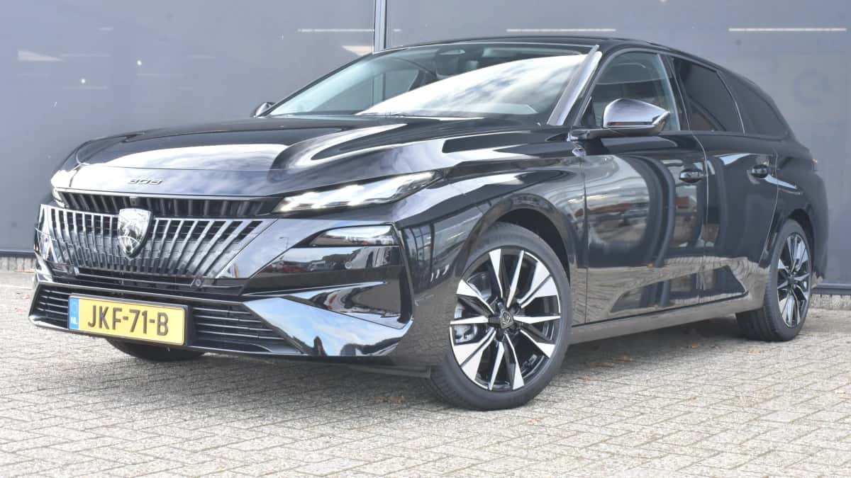 Peugeot 308 (2025) — foto 1