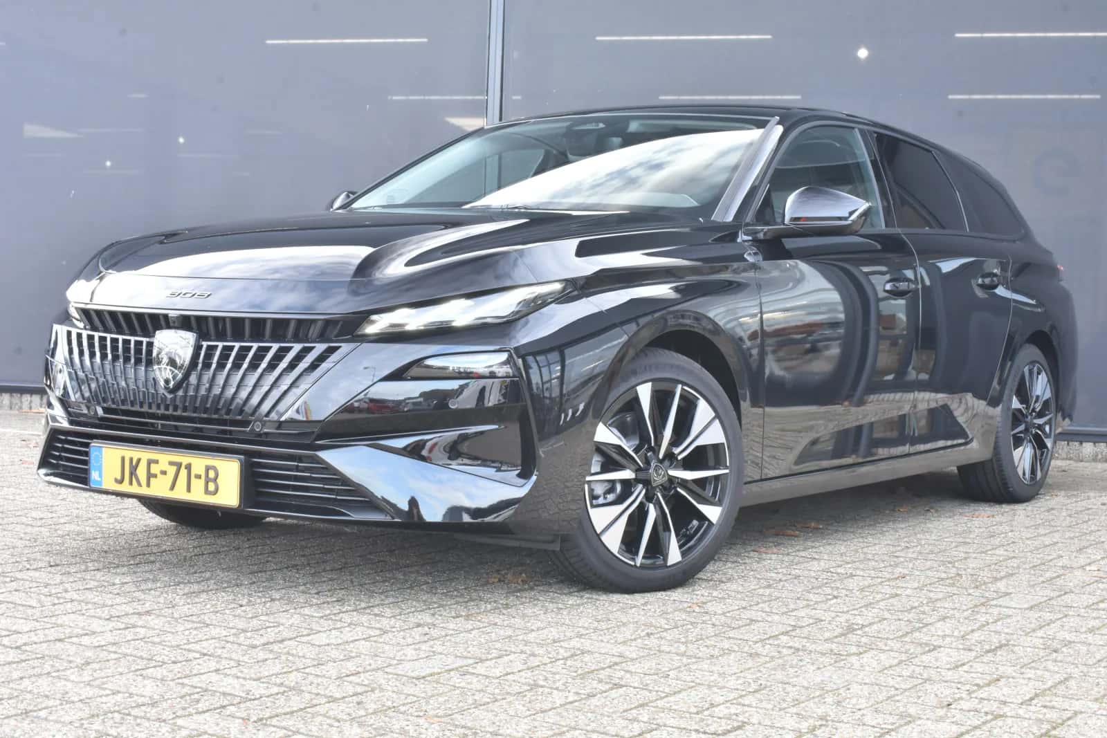 Peugeot 308 (2025) — foto 1