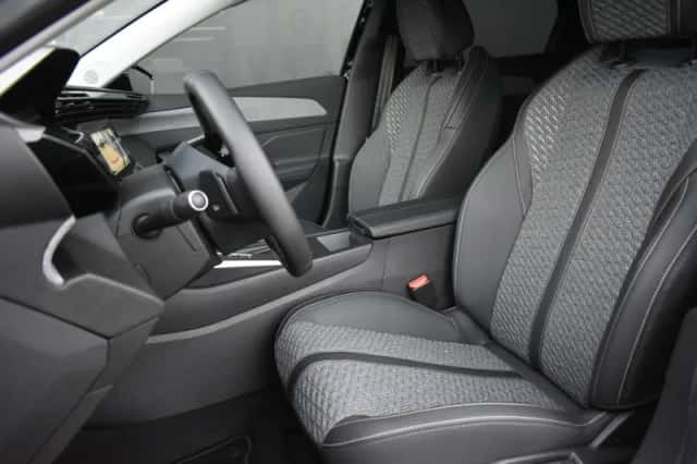Peugeot 308 (2025) thumbnail 7