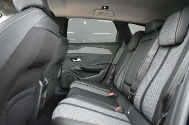 Peugeot 308 (2025) thumbnail 8