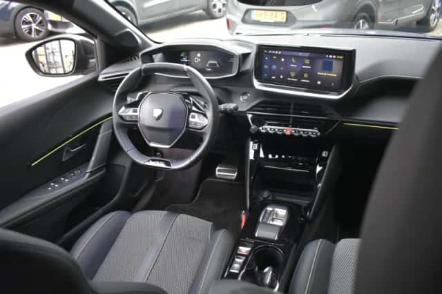 Peugeot 208 (2025) thumbnail 12