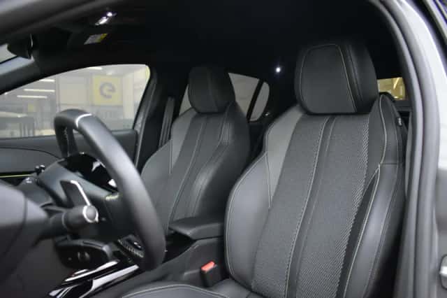 Peugeot 208 (2025) thumbnail 8