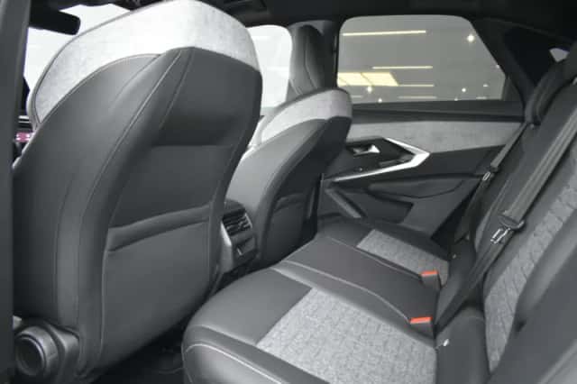 Peugeot 3008 (2025) thumbnail 9