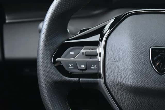 Peugeot 308 (2025) thumbnail 12