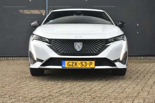Peugeot 308 (2025) thumbnail 4