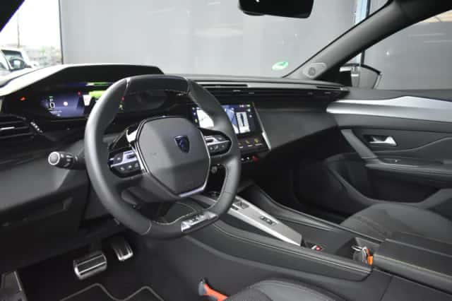 Peugeot 308 (2025) thumbnail 6