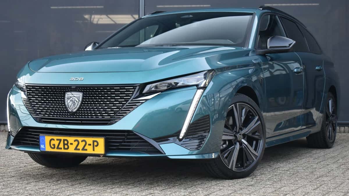 Peugeot 308 (2025) — foto 1