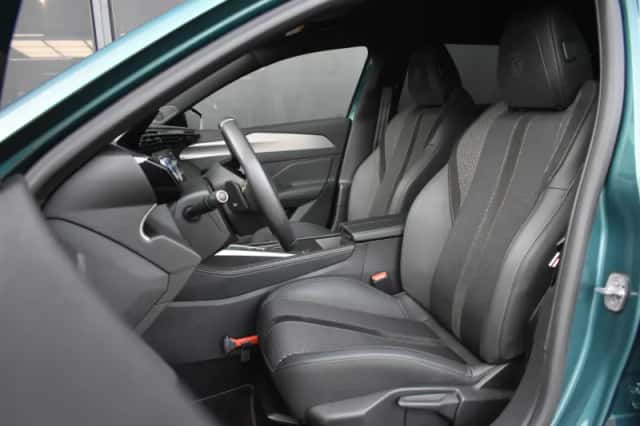 Peugeot 308 (2025) thumbnail 7