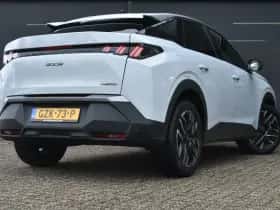 Peugeot 3008 (2025) thumbnail 2