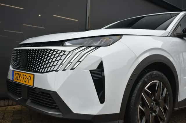 Peugeot 3008 (2025) thumbnail 24