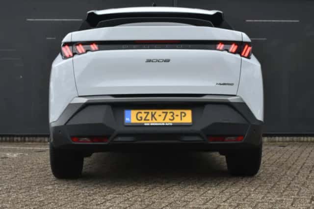 Peugeot 3008 (2025) thumbnail 5