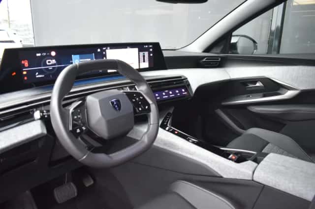 Peugeot 3008 (2025) thumbnail 6