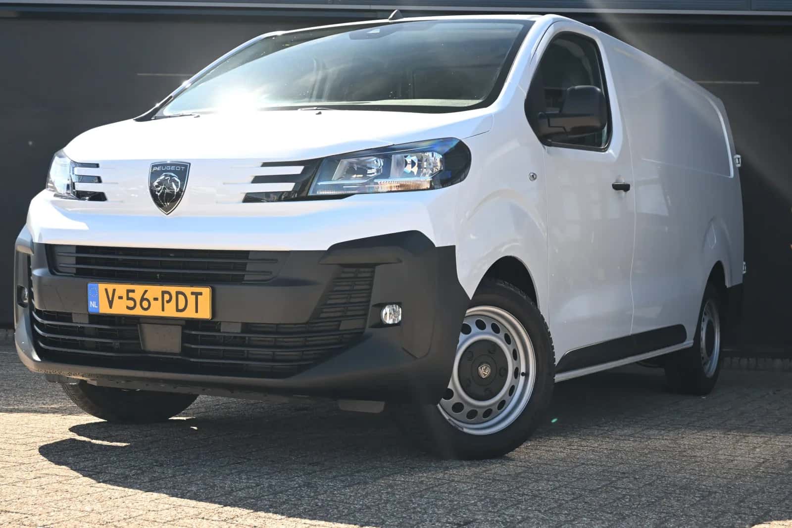 Peugeot Expert (2024) — foto 1