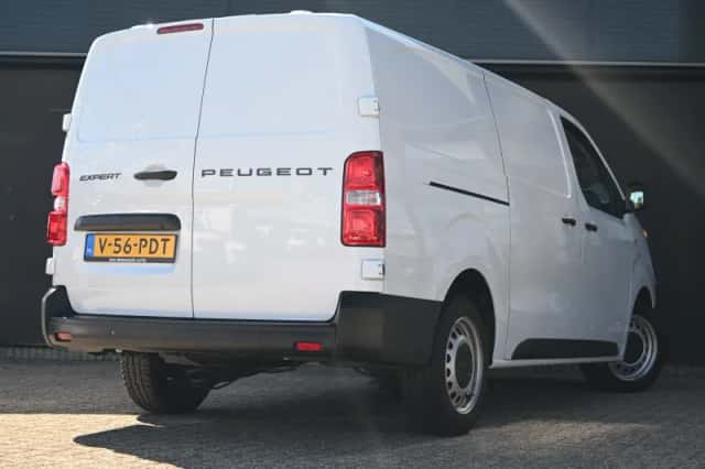 Peugeot Expert (2024) thumbnail 2