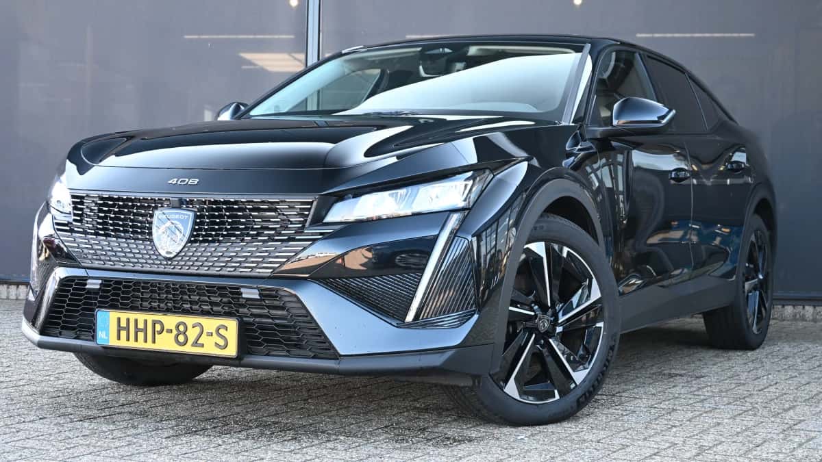 Peugeot 408 (2025) — foto 1