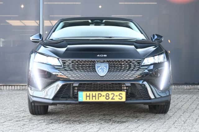 Peugeot 408 (2025) thumbnail 4