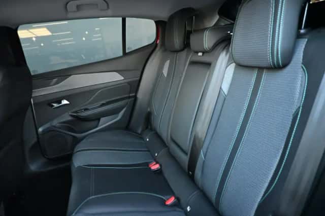 Peugeot 408 (2025) thumbnail 11