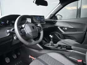 Peugeot 2008 (2025) thumbnail 6