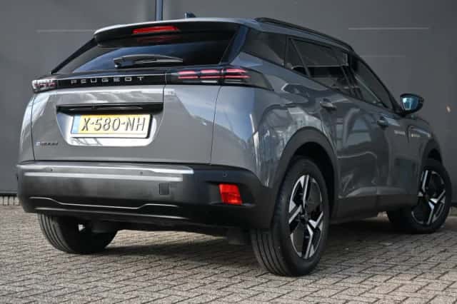 Peugeot e-2008 (2024) thumbnail 2