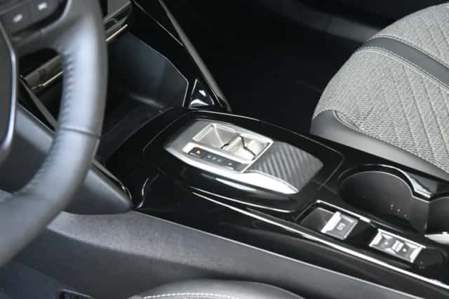 Peugeot e-2008 (2024) thumbnail 14