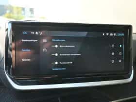 Peugeot e-2008 (2024) thumbnail 25