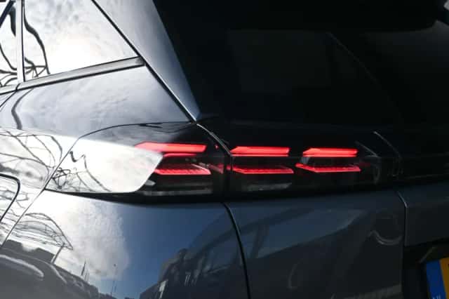 Peugeot e-2008 (2024) thumbnail 37