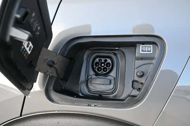 Peugeot e-2008 (2024) thumbnail 39