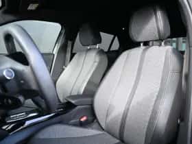 Peugeot e-2008 (2024) thumbnail 9