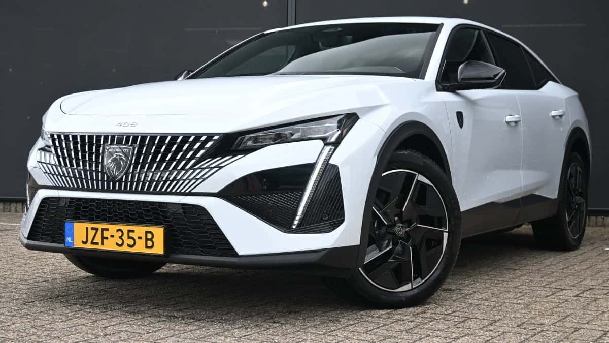 Peugeot e-408 (2026) — foto 1