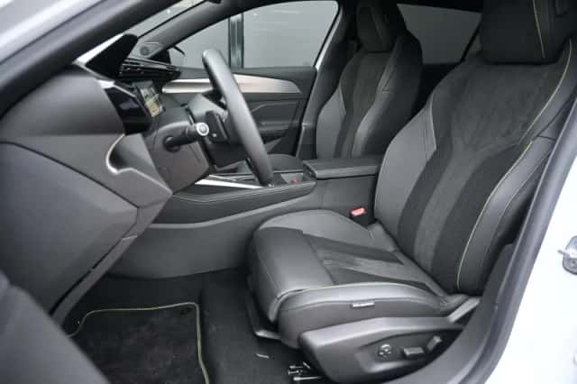 Peugeot e-408 (2026) thumbnail 7