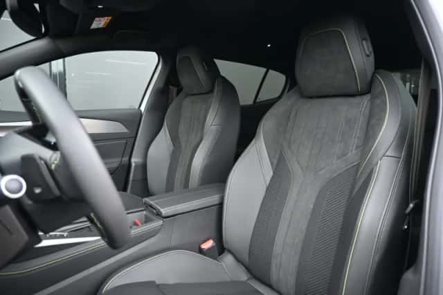 Peugeot e-408 (2026) thumbnail 8