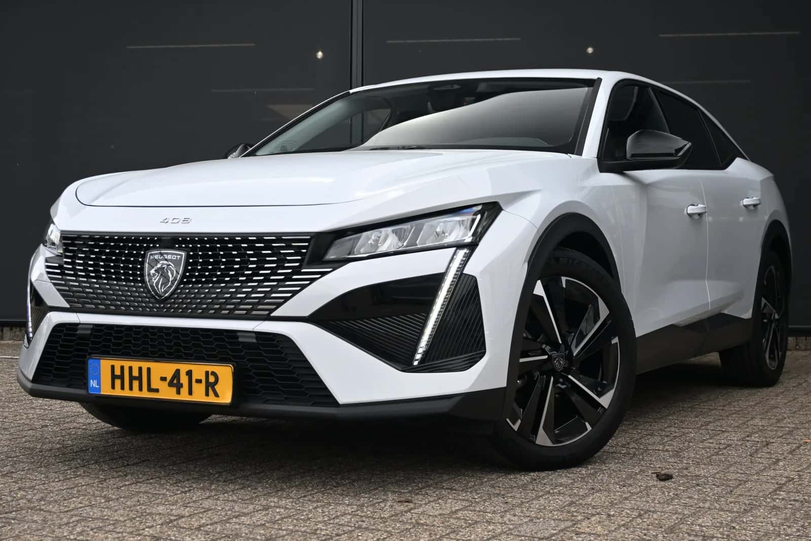 Peugeot 408 (2025) — foto 1
