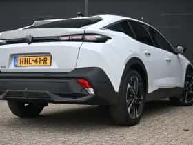 Peugeot 408 (2025) thumbnail 2