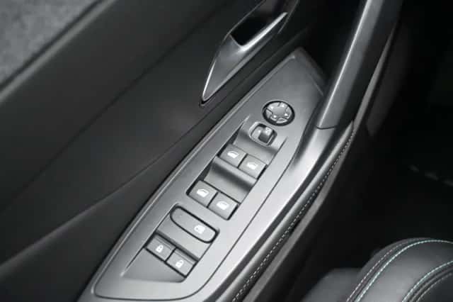 Peugeot 408 (2025) thumbnail 17
