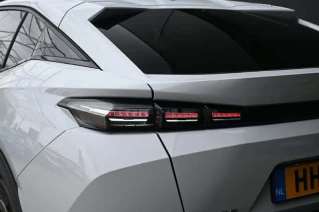 Peugeot 408 (2025) thumbnail 31