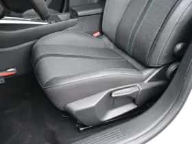 Peugeot 408 (2025) thumbnail 9