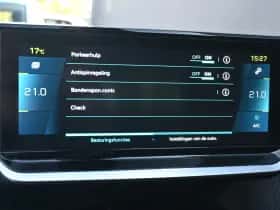 Peugeot e-2008 (2022) thumbnail 24