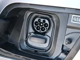 Peugeot e-2008 (2022) thumbnail 29