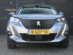 Peugeot e-2008 (2022) thumbnail 5
