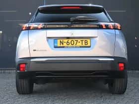 Peugeot e-2008 (2022) thumbnail 6