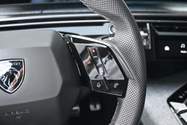 Peugeot e-3008 (2025) thumbnail 19