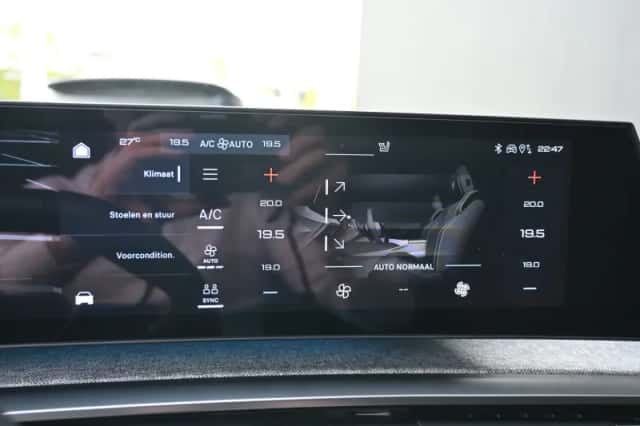 Peugeot e-3008 (2025) thumbnail 24