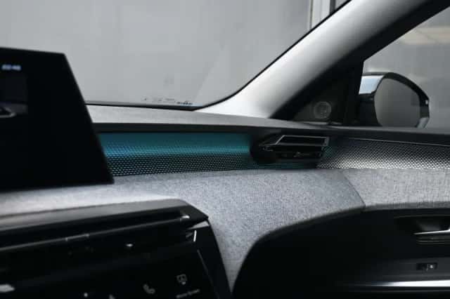 Peugeot e-3008 (2025) thumbnail 28