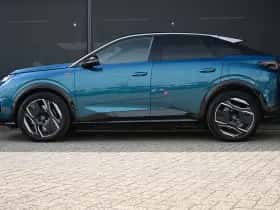 Peugeot e-3008 (2025) thumbnail 4