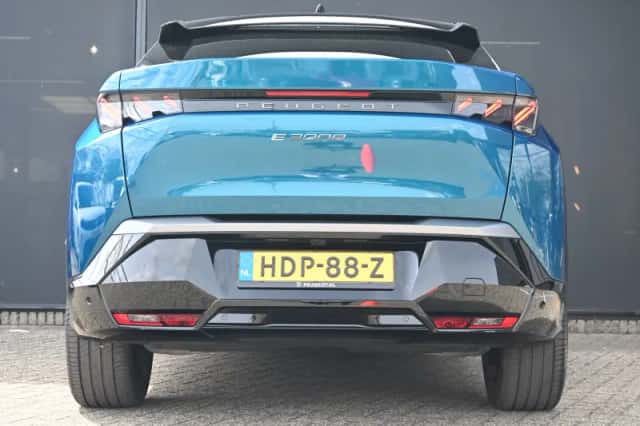Peugeot e-3008 (2025) thumbnail 6