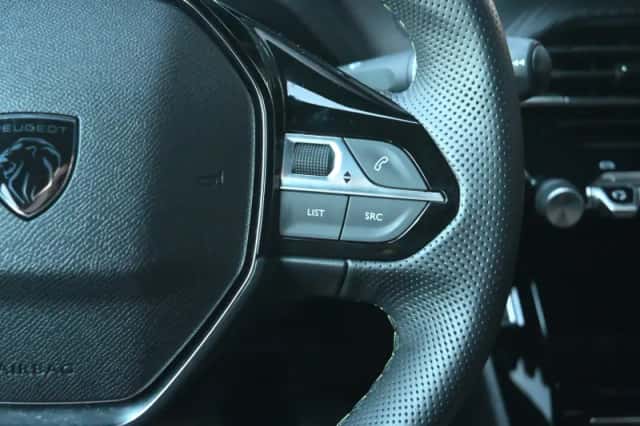 Peugeot e-2008 (2025) thumbnail 13
