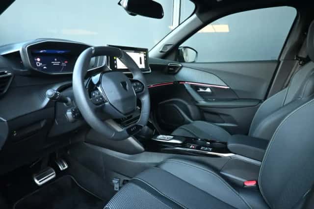 Peugeot e-2008 (2025) thumbnail 7